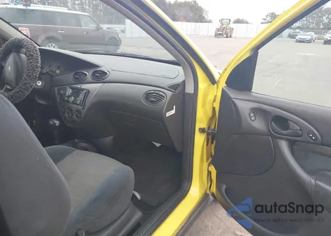 2001 Ford Focus Zx3 from USA, damaged, VIN 3FAFP31331R104439